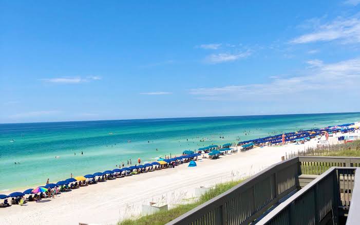 Choosing Electrical Services Along Florida’s Gulf Coast: What Property Owners Should Know